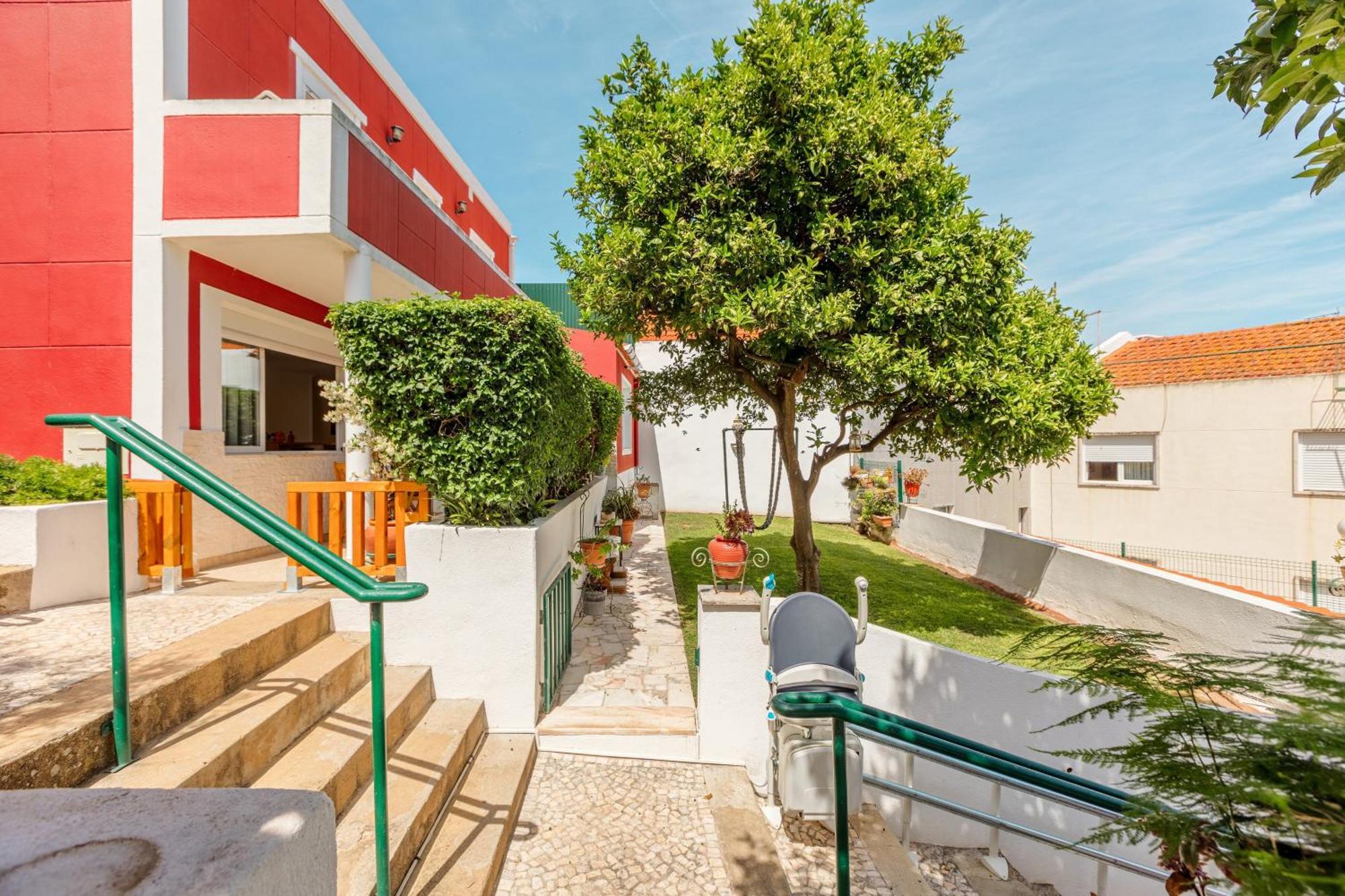 Alges Village Casa 2 By Lisbon-Coast Vacation Algés Exterior foto